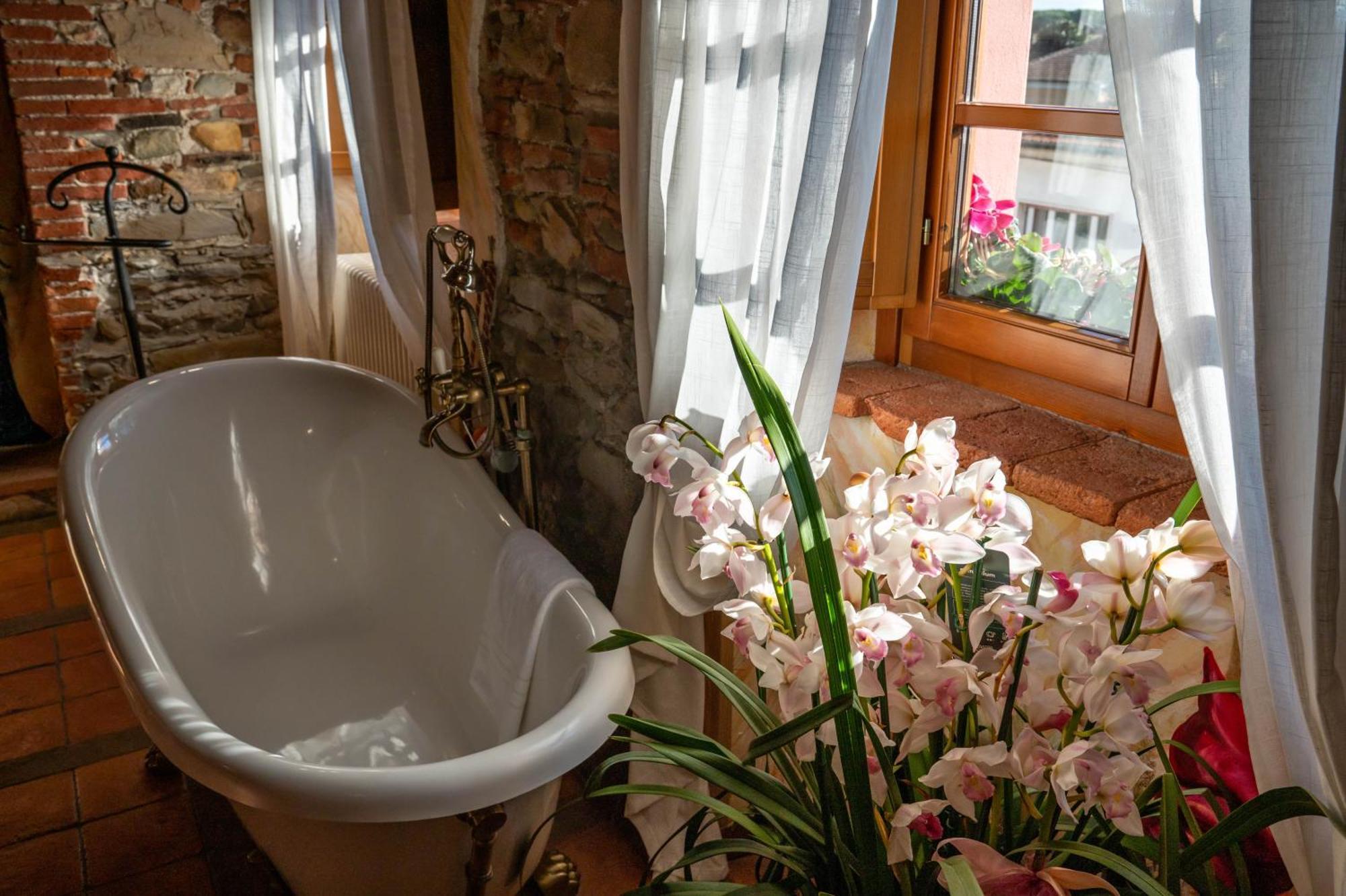 Luxury Corte Di Re Artu Lucca Dış mekan fotoğraf